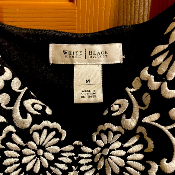 Top - Picture 2 of 3